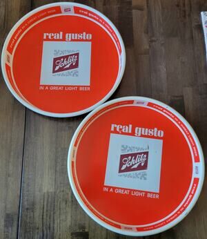 VTG Schlitz "Real Gusto" 2 Pair Metal Light Beer Serving Trays 13.5"